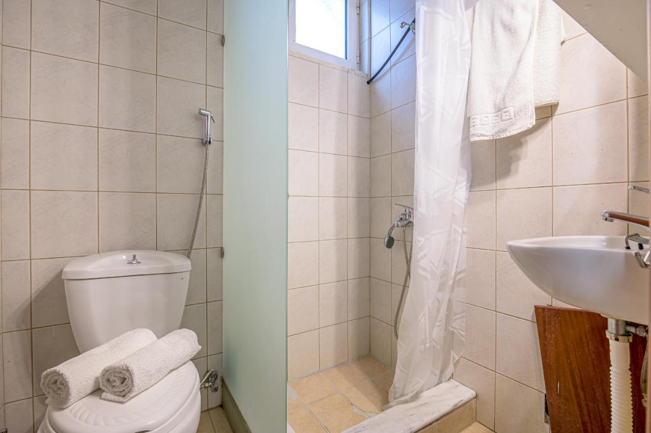 Demi Panta Apartment